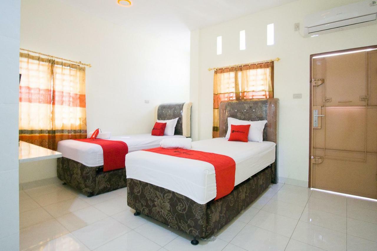 Reddoorz @ Pematangsiantar 2 Hotel Kültér fotó